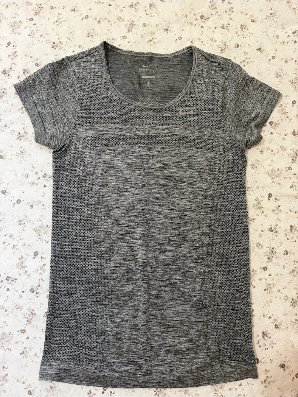 Nike Women’s Dri-FIT Heather Gray Short Sleeve Tee
